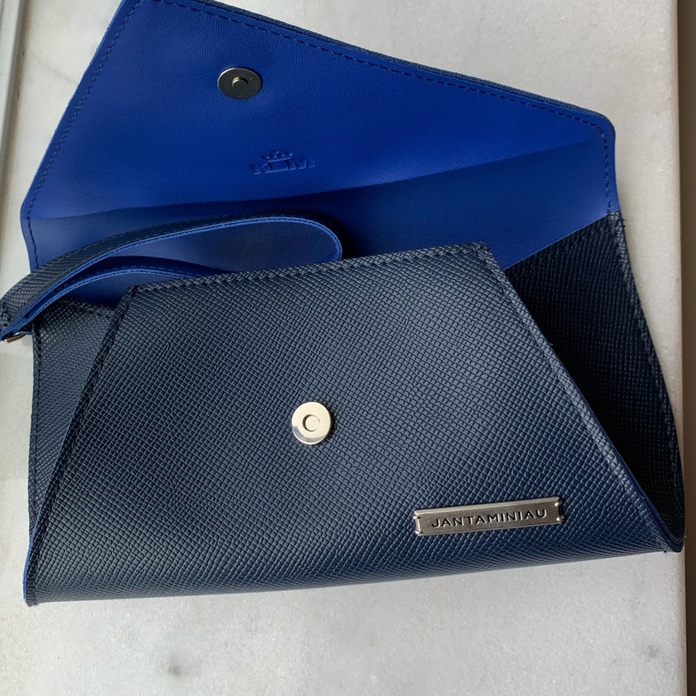 Wallet - Picture 3 of 5